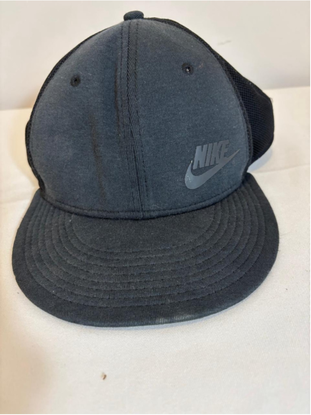 Nike True Black Mesh Snapback Trucker Hat Tonal Logo Adjustable #C107